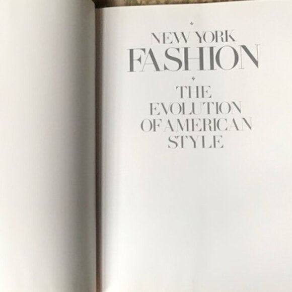 New York Fashion By Caroline Rennolds Milbank - Picture 4 of 10